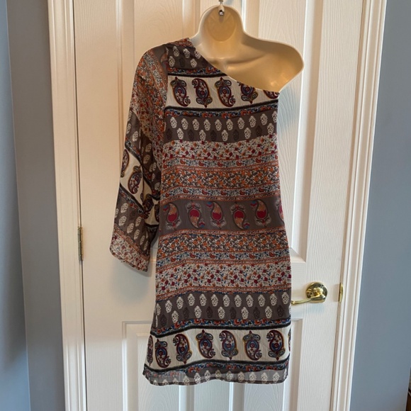 BUY 2 ITEMS AND GET 1 FREE - Rustic West One Shoulder Blouse Sz XL - Picture 2 of 7